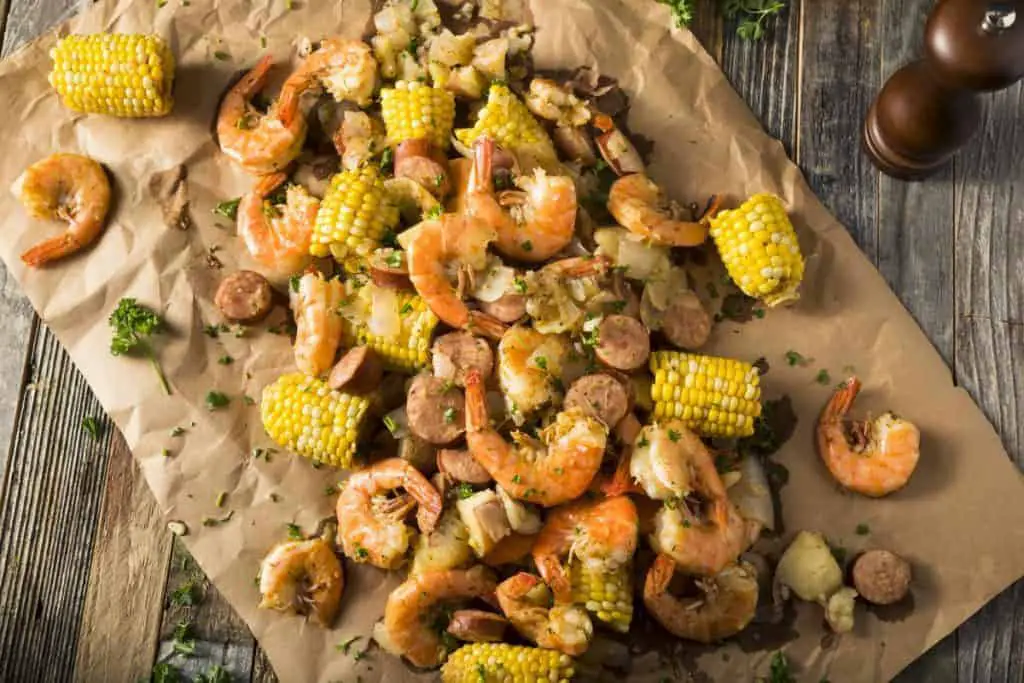 how-to-pull-off-a-successful-shrimp-boil-for-a-large-group-cook-for-folks