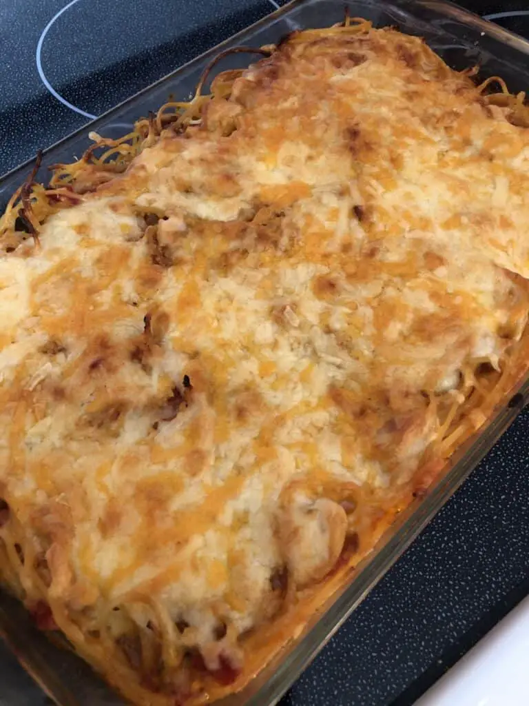 cooked chicken spaghetti casserole